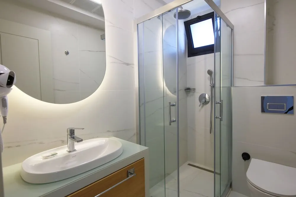 Deluxe Üç Kişilik Oda