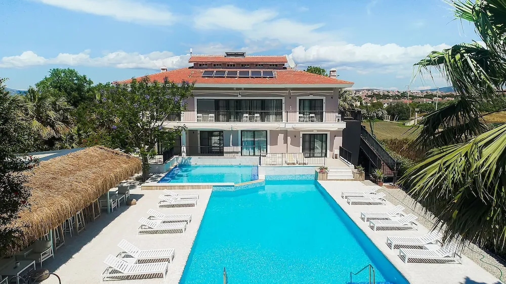 Deluxe Oda, Havuz Manzaralı, Havuz Kenarı