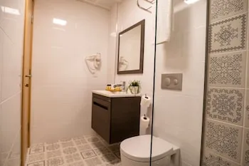 Urla 1867 Hotel