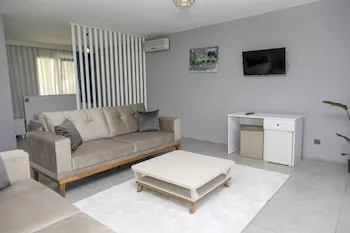 Levia Hotel