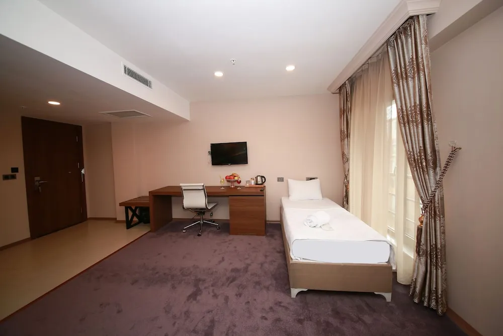 Standard Üç Kişilik Oda