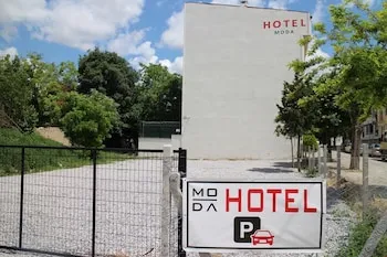 Moda Hotel