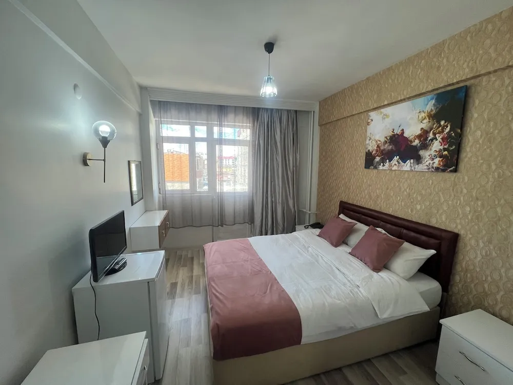 Comfort Tek Büyük Yataklı Oda, Şehir Manzaralı