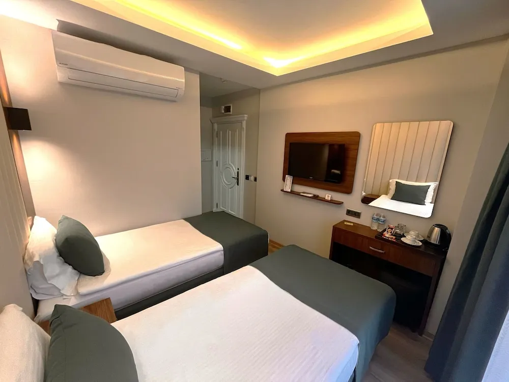 Family Connecting Room With Balcony