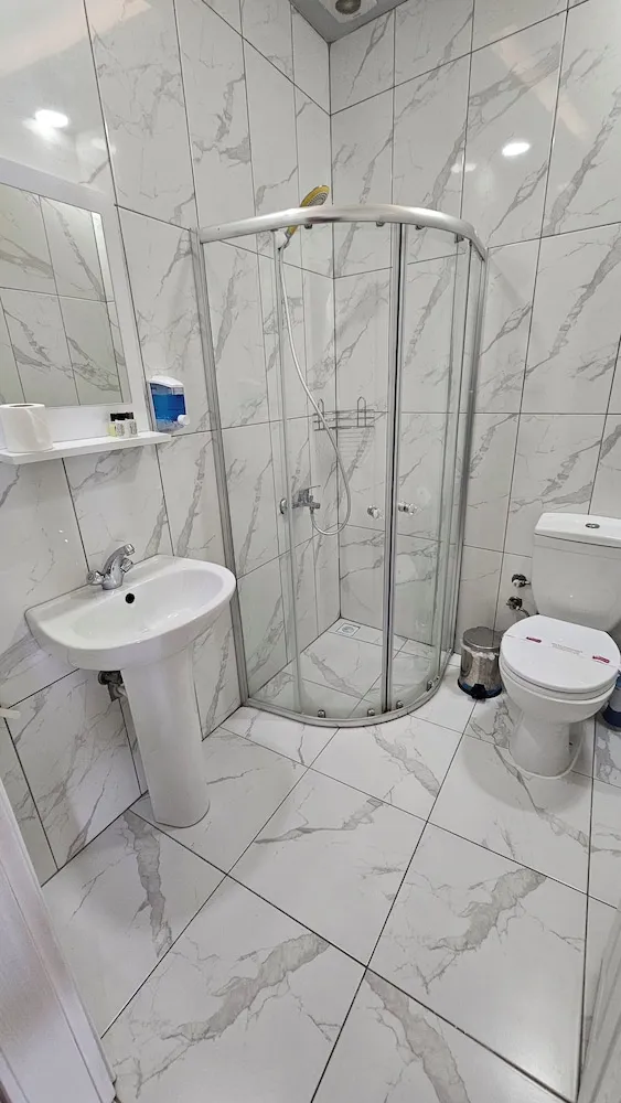 Deluxe Üç Kişilik Oda