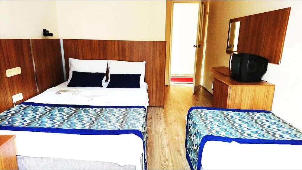 Standard Üç Kişilik Oda