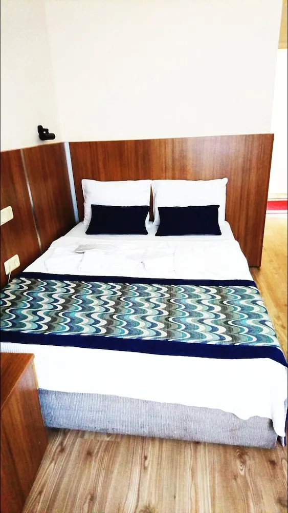 Standard Üç Kişilik Oda