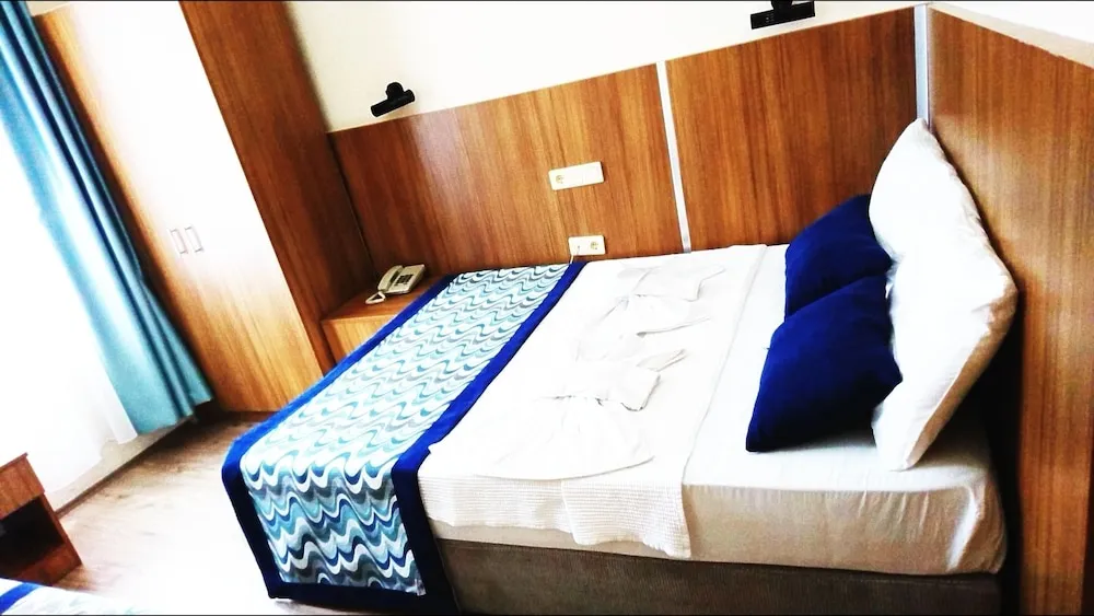 Standard Üç Kişilik Oda