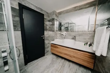Business Life Hotel