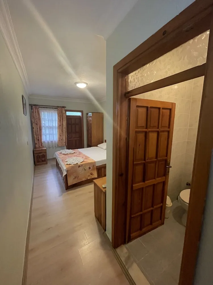 Luxury Tek Büyük veya İki Ayrı Yataklı Oda