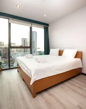 Marina Green Residence & Suit