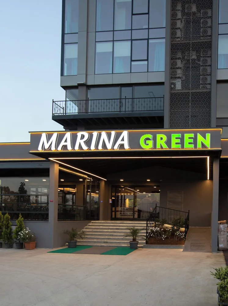 Marina Green Residence & Suit
