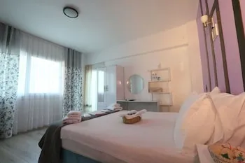 Lavender Otel