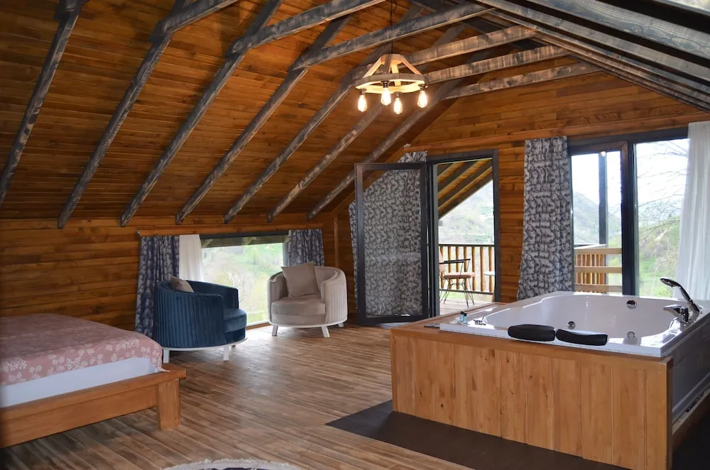 Luxury Bungalov, Dağ Manzaralı