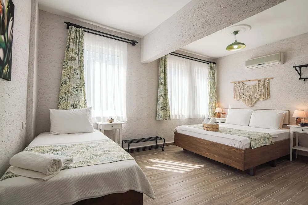 Standard Üç Kişilik Oda