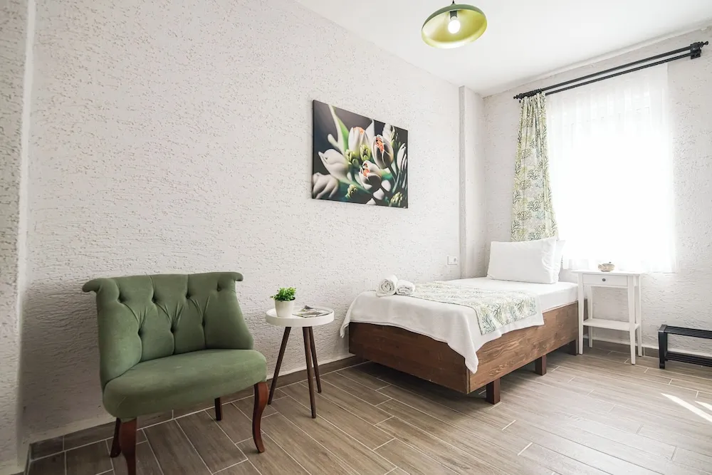 Standard Üç Kişilik Oda