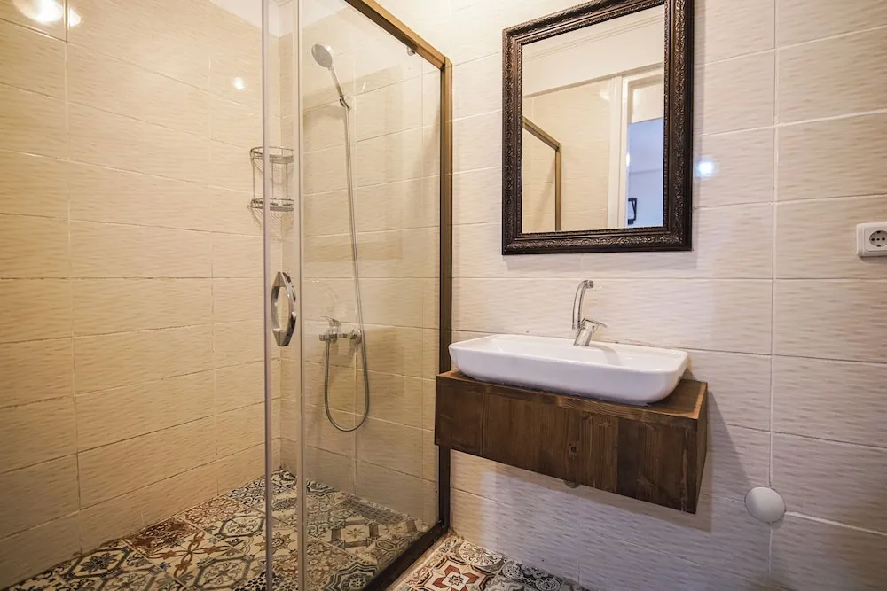 Economy Tek Büyük Yataklı Oda, Bodrum Kat