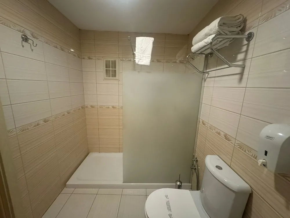 Romantic Tek Büyük Yataklı Oda