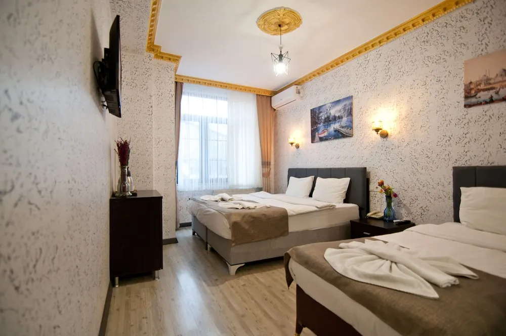 Standard Üç Kişilik Oda