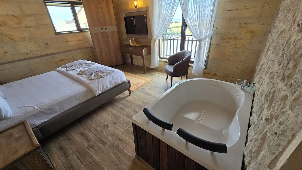 Deluxe Oda, 1 Yatak Odası, Küvet