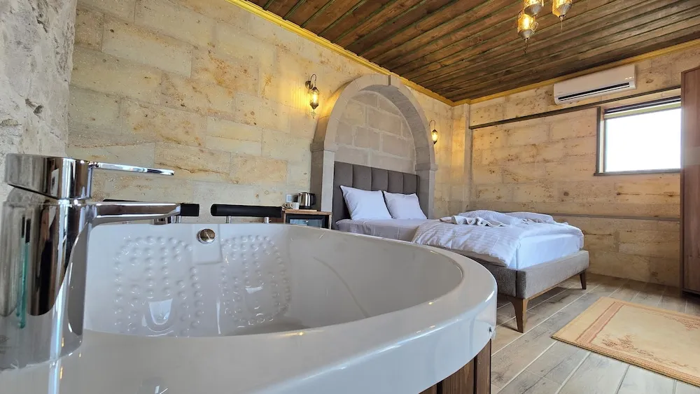 Deluxe Oda, 1 Yatak Odası, Küvet