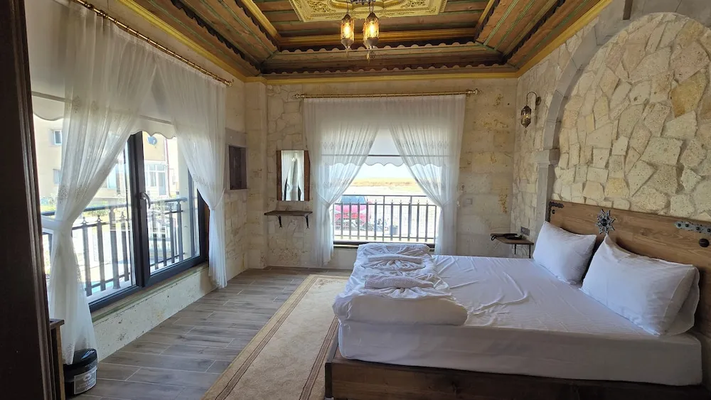 Deluxe Oda, Küvet, Bahçe Manzaralı