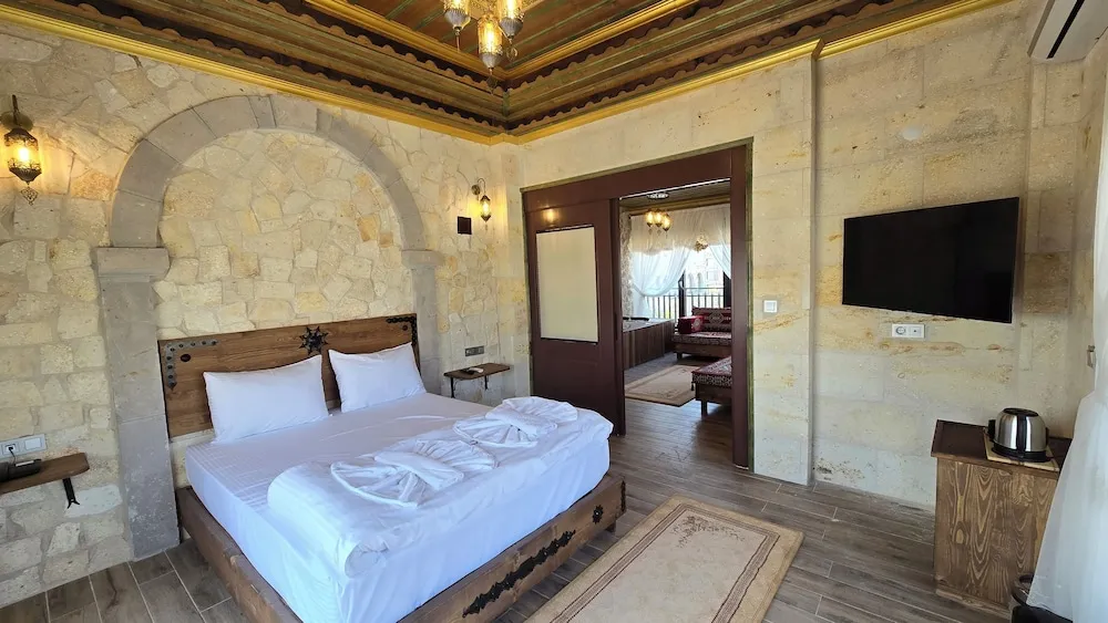 Deluxe Oda, Küvet, Bahçe Manzaralı