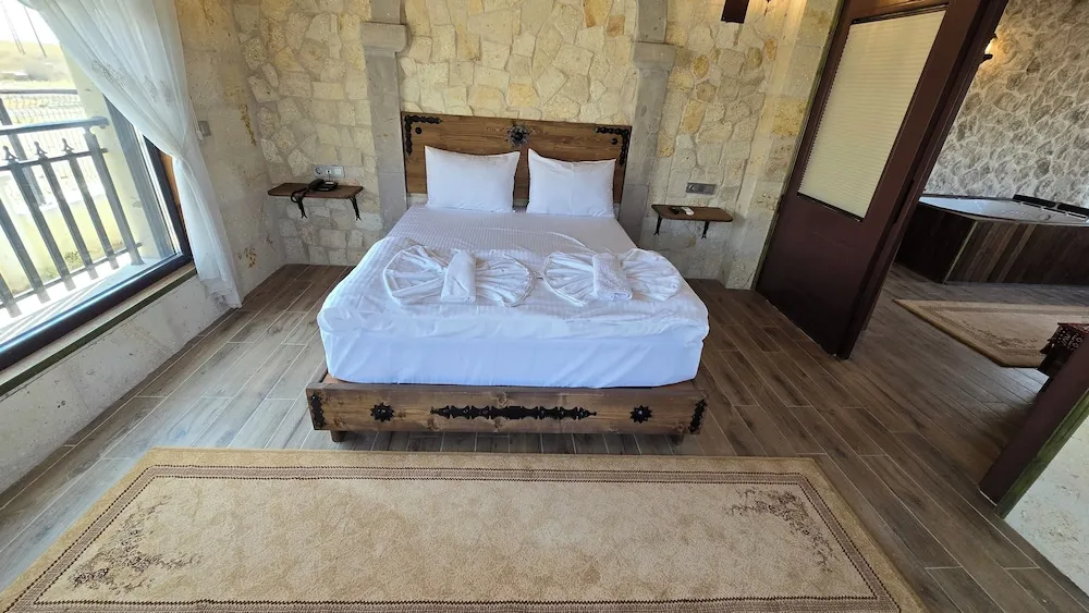 Deluxe Oda, Küvet, Bahçe Manzaralı