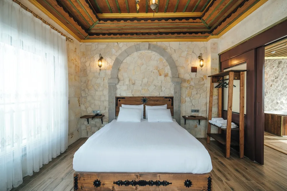 Deluxe Oda, Küvet, Bahçe Manzaralı