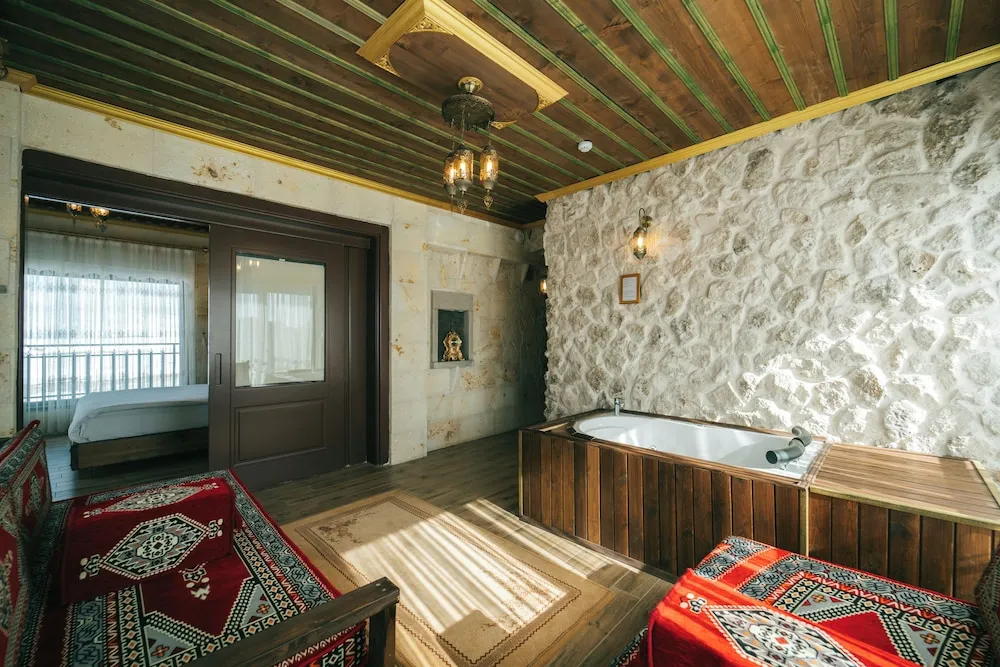 Deluxe Oda, Küvet, Bahçe Manzaralı