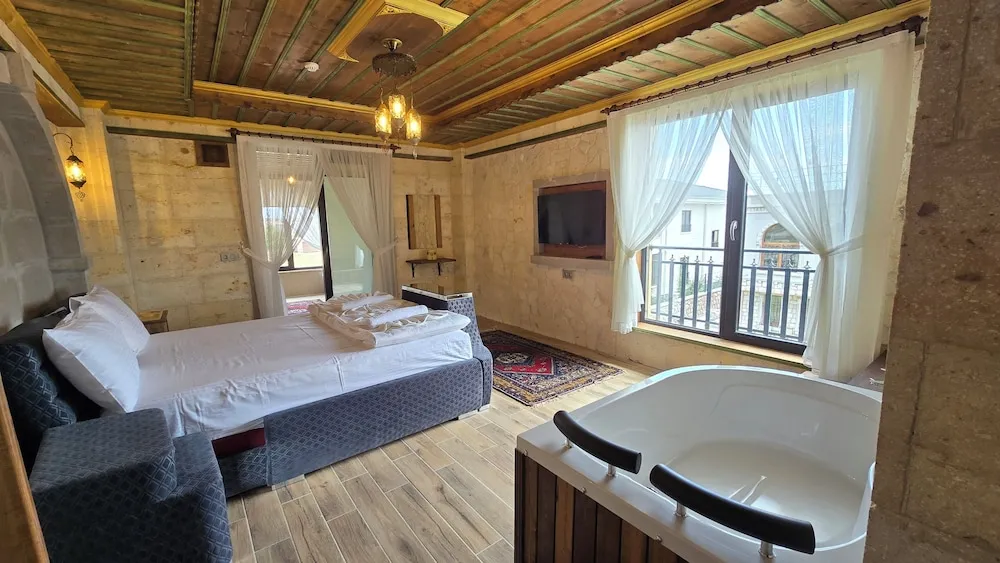 Family Oda, Küvet, Şehir Manzaralı