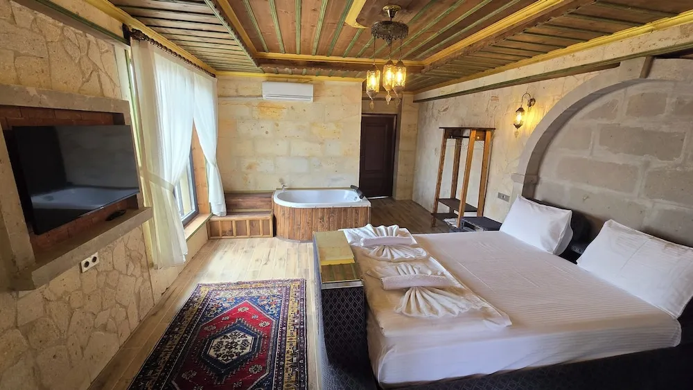 Family Oda, Küvet, Şehir Manzaralı