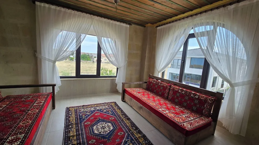 Family Oda, Küvet, Şehir Manzaralı