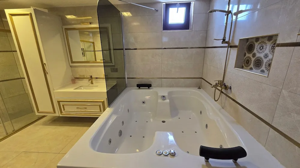 Exclusive Stüdyo Süit, Sıcak Su Küveti, Bahçe Manzaralı