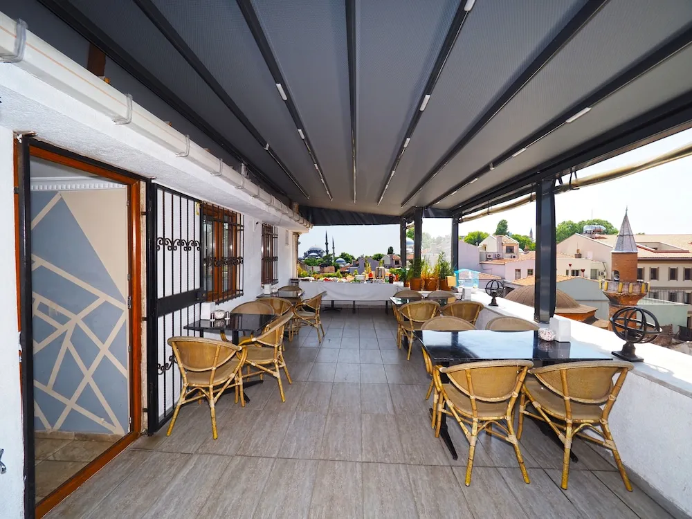 Standard Üç Kişilik Oda