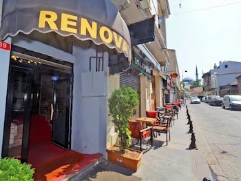 Renova Hotel