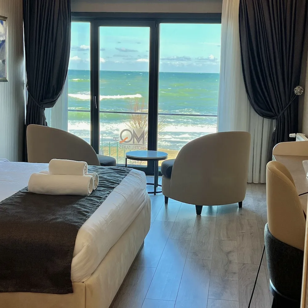 Deluxe Tek Büyük Yataklı Oda