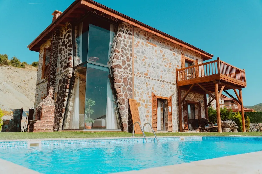 Luxury Villa