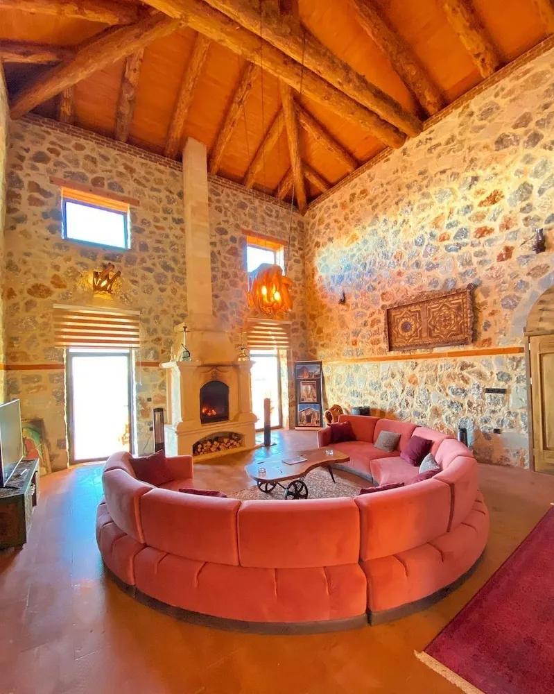 Grand Villa