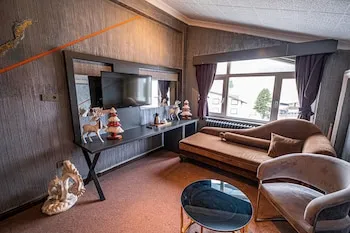 Lizbonia Hotel