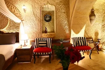 Pegas Cave Suites