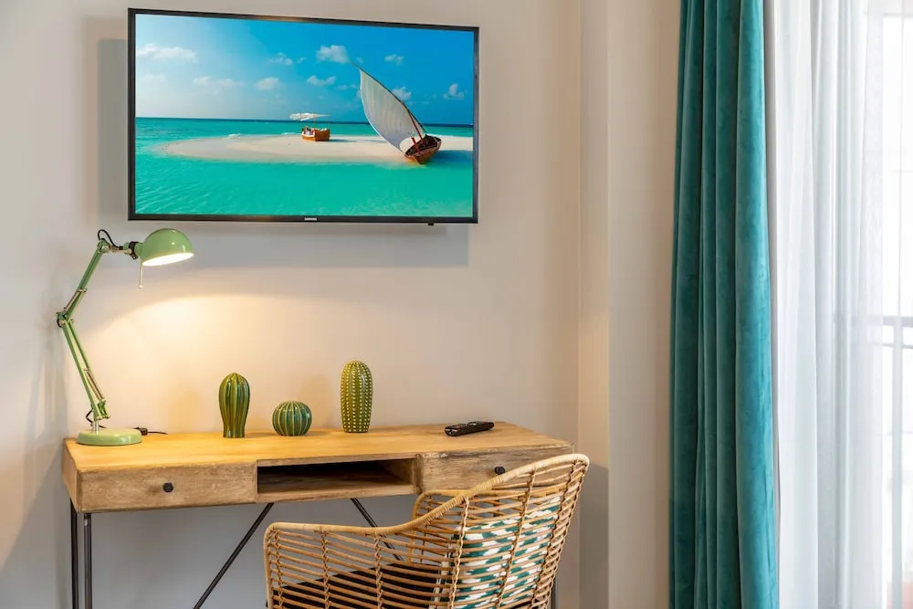 Deluxe Tek Büyük veya İki Ayrı Yataklı Oda
