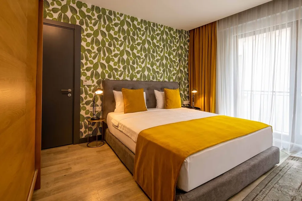 Deluxe Üç Kişilik Oda