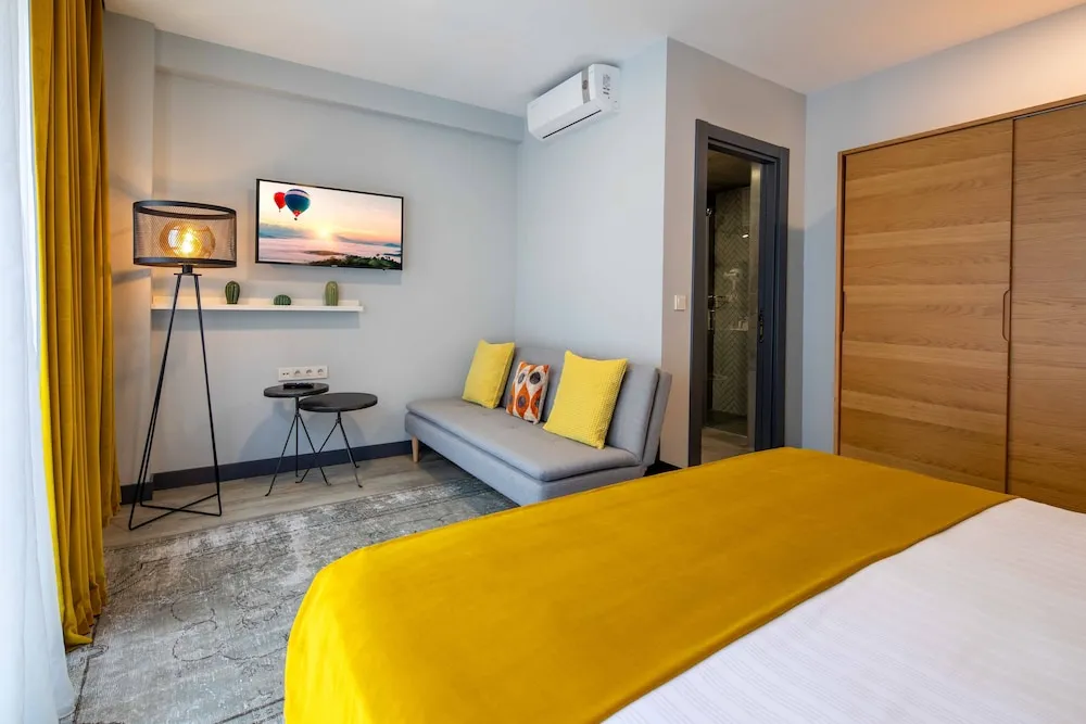 Deluxe Üç Kişilik Oda