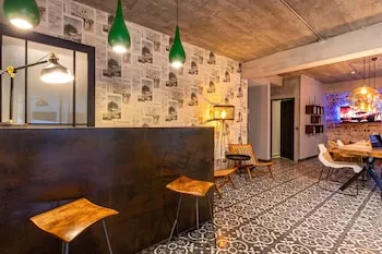 Green Parrot Hotel