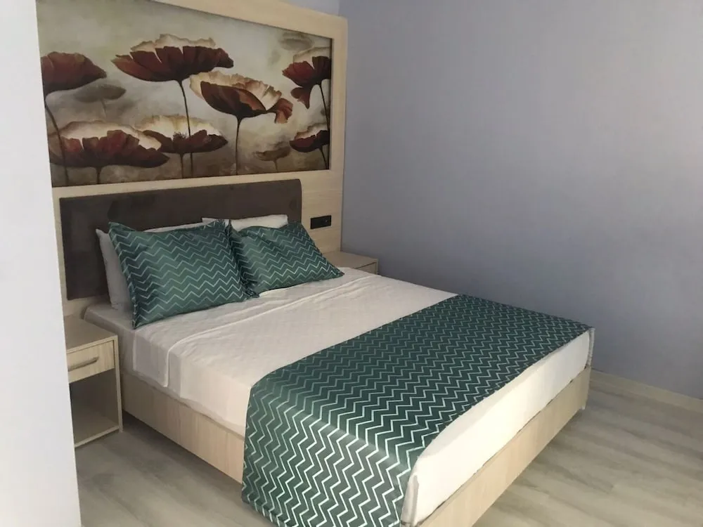 Economy Tek Büyük Yataklı Oda