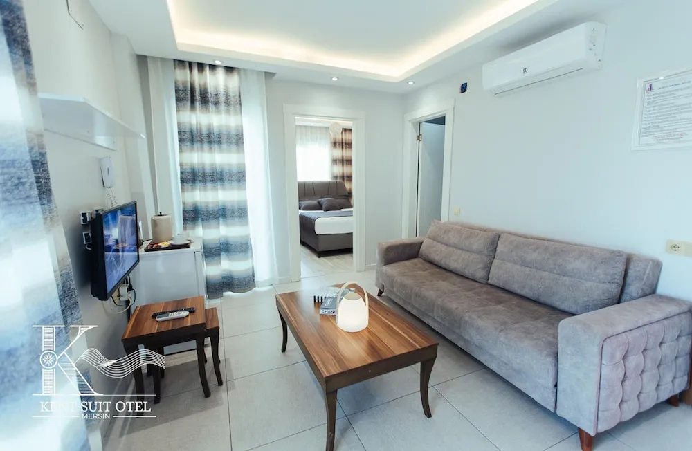 Deluxe Suite Land View with Balcony