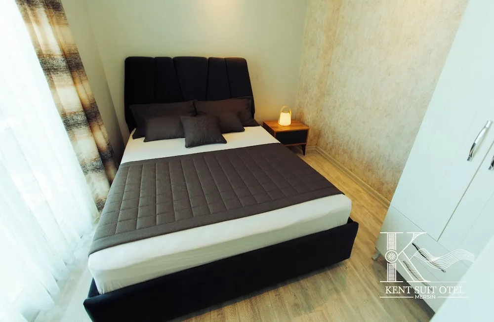Deluxe Suite Sea View with Balcony