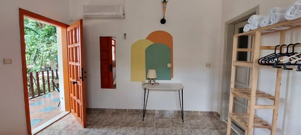 Classic Tek Büyük Yataklı Oda, Bahçe Manzaralı