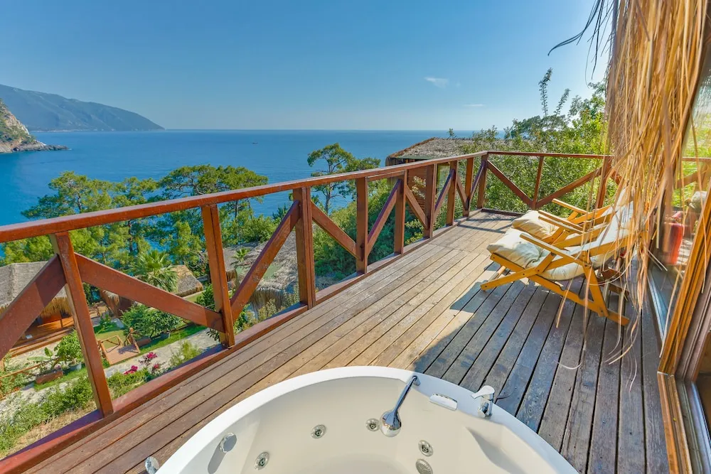 Honeymoon Süit, 1 Çift Kişilik Yatak, Sıcak Su Küveti, Deniz Manzaralı